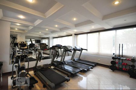 Apartamento à venda com 160m², 4 quartos e 4 vagas Apartamento à venda com 160m², 4 quartos e 4 vagasAcademia