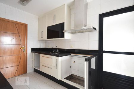 Apartamento à venda com 160m², 4 quartos e 4 vagas Apartamento à venda com 160m², 4 quartos e 4 vagasCozinha