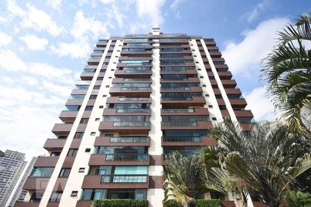 Apartamento à venda com 160m², 4 quartos e 4 vagas Apartamento à venda com 160m², 4 quartos e 4 vagasFachada