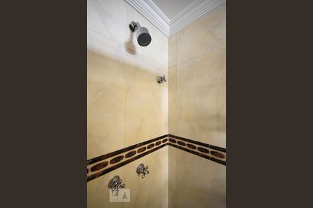 Apartamento à venda com 160m², 4 quartos e 4 vagas Apartamento à venda com 160m², 4 quartos e 4 vagasDetalhe do banheiro suíte 2