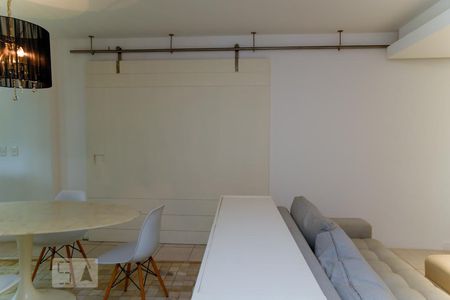 Apartamento à venda com 100m², 2 quartos e 1 vaga Apartamento à venda com 100m², 2 quartos e 1 vagaSala (porta Quarto 2 fechada)