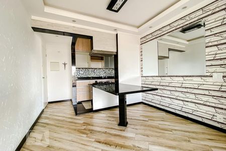 Sala com mesa de jantar de apartamento para alugar com 3 quartos, 60m² em Vila Centenário, São Paulo