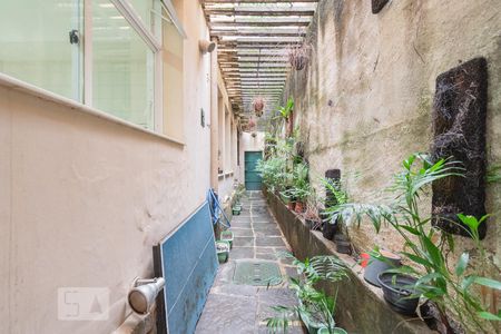 Apartamento à venda com 300m², 3 quartos e 1 vaga Apartamento à venda com 300m², 3 quartos e 1 vagaÁrea Externa