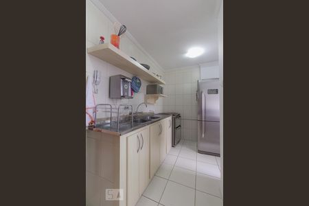 Apartamento à venda com 90m², 2 quartos e 2 vagas Apartamento à venda com 90m², 2 quartos e 2 vagasCozinha