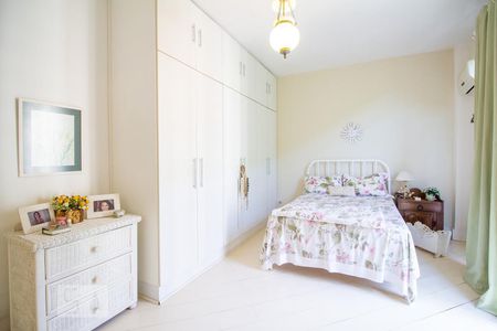 Apartamento à venda com 280m², 3 quartos e 2 vagasSuite