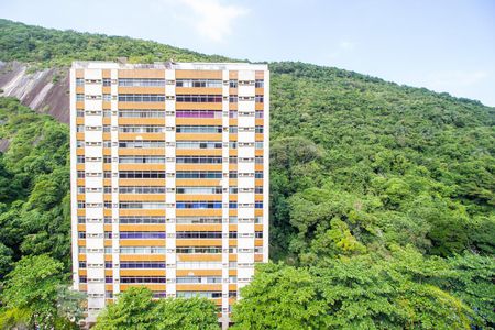 Apartamento à venda com 280m², 3 quartos e 2 vagasVaranda Suite