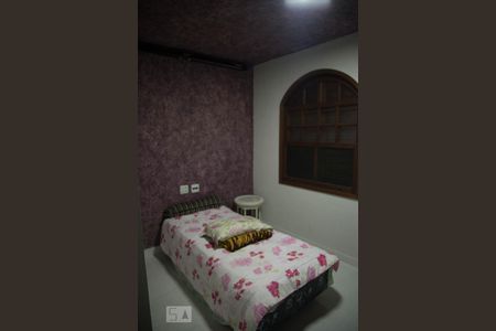 Casa à venda com 400m², 3 quartos e 2 vagas Casa à venda com 400m², 3 quartos e 2 vagasSuite 1