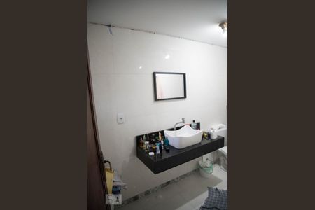 Casa à venda com 400m², 3 quartos e 2 vagas Casa à venda com 400m², 3 quartos e 2 vagasBanheiro suite 1