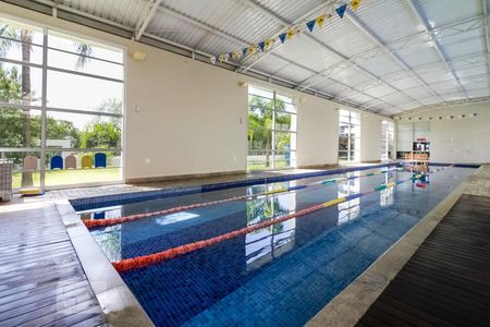 Apartamento à venda com 190m², 3 quartos e 3 vagas Apartamento à venda com 190m², 3 quartos e 3 vagasPiscina