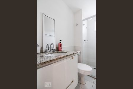 Apartamento à venda com 190m², 3 quartos e 3 vagas Apartamento à venda com 190m², 3 quartos e 3 vagasBanheiro Suíte 1
