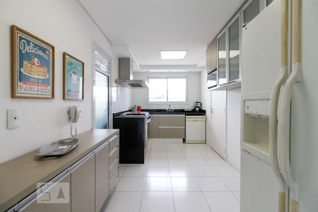 Apartamento à venda com 190m², 3 quartos e 3 vagas Apartamento à venda com 190m², 3 quartos e 3 vagasCozinha