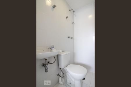 Apartamento à venda com 190m², 3 quartos e 3 vagas Apartamento à venda com 190m², 3 quartos e 3 vagasBanheiro de Serviço