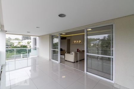 Apartamento à venda com 190m², 3 quartos e 3 vagas Apartamento à venda com 190m², 3 quartos e 3 vagasVaranda Gourmet