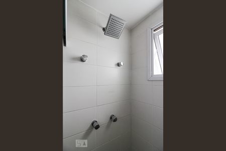 Apartamento à venda com 190m², 3 quartos e 3 vagas Apartamento à venda com 190m², 3 quartos e 3 vagasBanheiro Suíte 1