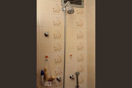 Apartamento à venda com 70m², 2 quartos e 1 vaga Apartamento à venda com 70m², 2 quartos e 1 vagaBanheiro Suíte