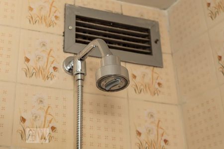 Apartamento à venda com 70m², 2 quartos e 1 vaga Apartamento à venda com 70m², 2 quartos e 1 vagaBanheiro Suíte