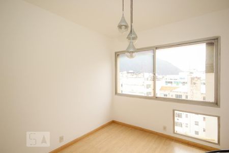 Apartamento à venda com 200m², 4 quartos e 4 vagas Apartamento à venda com 200m², 4 quartos e 4 vagasQuarto 2