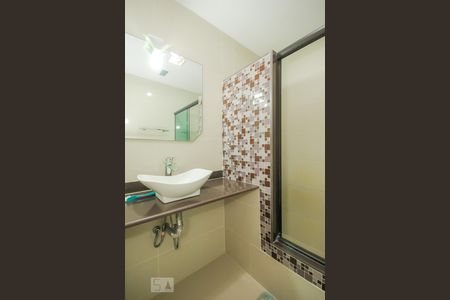 Apartamento à venda com 200m², 4 quartos e 4 vagas Apartamento à venda com 200m², 4 quartos e 4 vagasBanheiro - SUite