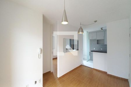 Sala de apartamento para alugar com 3 quartos, 53m² em Vila Marieta, Campinas