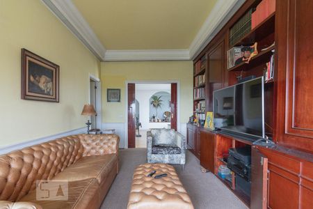 Apartamento à venda com 230m², 3 quartos e sem vaga Apartamento à venda com 230m², 3 quartos e sem vagaQuarto Extra Reversível