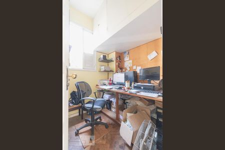 Apartamento à venda com 230m², 3 quartos e sem vaga Apartamento à venda com 230m², 3 quartos e sem vagaDependência