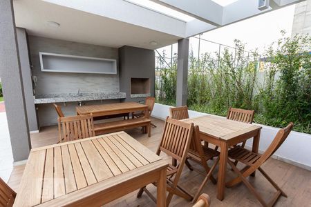 Apartamento à venda com 58m², 2 quartos e 1 vaga Apartamento à venda com 58m², 2 quartos e 1 vagaÁrea Comum Churrasqueira