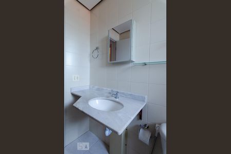 Apartamento à venda com 63m², 2 quartos e 1 vaga Apartamento à venda com 63m², 2 quartos e 1 vagaBanheiro