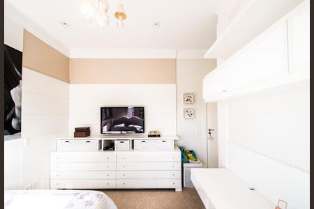 Apartamento à venda com 326m², 4 quartos e 5 vagasSuíte 2