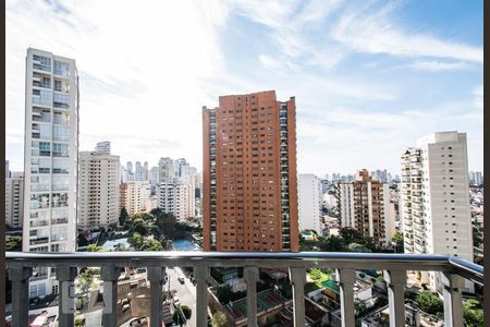 Apartamento à venda com 326m², 4 quartos e 5 vagasVista da Suíte 1