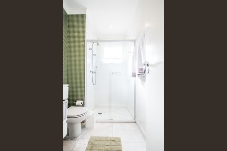 Apartamento à venda com 326m², 4 quartos e 5 vagasBanheiro da  Suíte 2