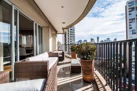 Apartamento à venda com 326m², 4 quartos e 5 vagasVaranda da Sala 1