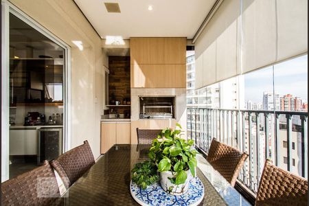 Apartamento à venda com 326m², 4 quartos e 5 vagasVaranda Gourmet