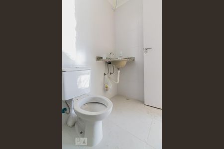 Banheiro  de apartamento para alugar com 1 quarto, 42m² em Vila Alpina, Santo André