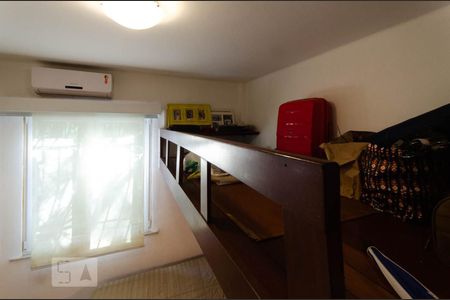 Apartamento à venda com 80m², 2 quartos e sem vaga Apartamento à venda com 80m², 2 quartos e sem vagaMezanino