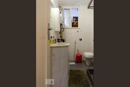 Apartamento à venda com 80m², 2 quartos e sem vaga Apartamento à venda com 80m², 2 quartos e sem vagaBanheiro