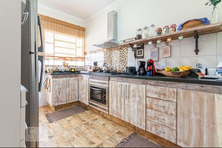 Casa à venda com 175m², 3 quartos e 8 vagas Casa à venda com 175m², 3 quartos e 8 vagasCozinha