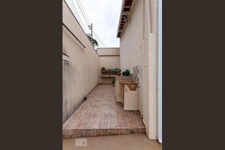 Casa à venda com 175m², 3 quartos e 8 vagas Casa à venda com 175m², 3 quartos e 8 vagasLavanderia - tanque