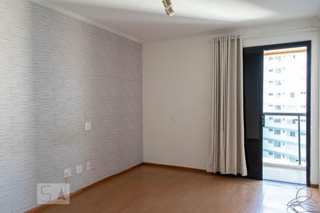 Apartamento para alugar com 232m², 4 quartos e 3 vagas Apartamento para alugar com 232m², 4 quartos e 3 vagasQUARTO SUITE 2