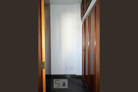Apartamento para alugar com 232m², 4 quartos e 3 vagas Apartamento para alugar com 232m², 4 quartos e 3 vagasQUARTO SERVIÇO
