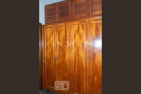 Apartamento para alugar com 232m², 4 quartos e 3 vagas Apartamento para alugar com 232m², 4 quartos e 3 vagasQUARTO SERVIÇO