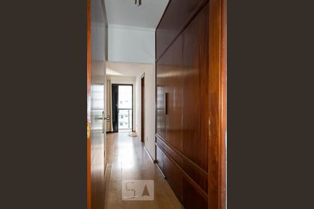 Apartamento para alugar com 232m², 4 quartos e 3 vagas Apartamento para alugar com 232m², 4 quartos e 3 vagasCLOSET