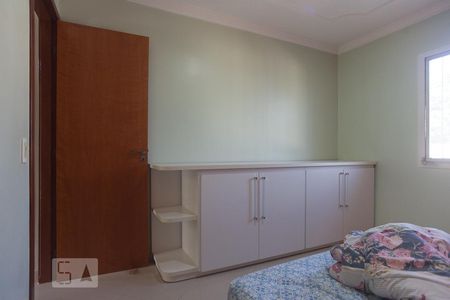 Casa de condomínio à venda com 250m², 5 quartos e 3 vagas Casa de condomínio à venda com 250m², 5 quartos e 3 vagasQuarto 2