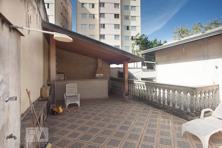 Casa de condomínio à venda com 250m², 5 quartos e 3 vagas Casa de condomínio à venda com 250m², 5 quartos e 3 vagasVaranda