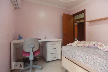 Casa de condomínio à venda com 250m², 5 quartos e 3 vagas Casa de condomínio à venda com 250m², 5 quartos e 3 vagasQuarto 3