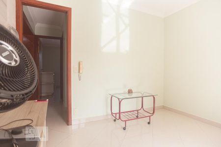 Casa de condomínio à venda com 250m², 5 quartos e 3 vagas Casa de condomínio à venda com 250m², 5 quartos e 3 vagasQuarto 1