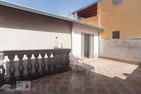 Casa de condomínio à venda com 250m², 5 quartos e 3 vagas Casa de condomínio à venda com 250m², 5 quartos e 3 vagasVaranda