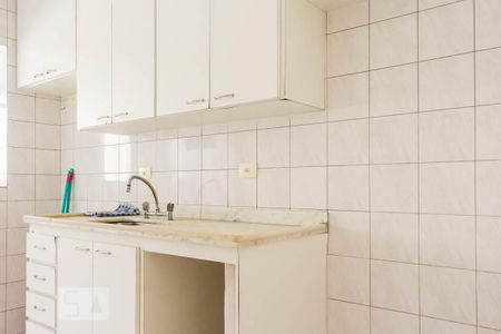 Apartamento à venda com 70m², 3 quartos e 2 vagasCozinha