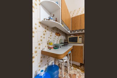 Casa à venda com 306m², 4 quartos e 4 vagas Casa à venda com 306m², 4 quartos e 4 vagasCozinha