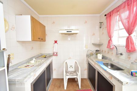 Casa à venda com 61m², 2 quartos e sem vagaCozinha 