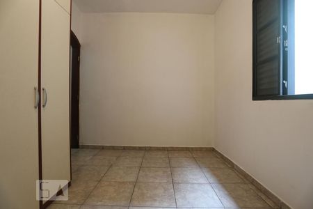 Casa à venda com 164m², 3 quartos e 2 vagas Casa à venda com 164m², 3 quartos e 2 vagasQuarto 01